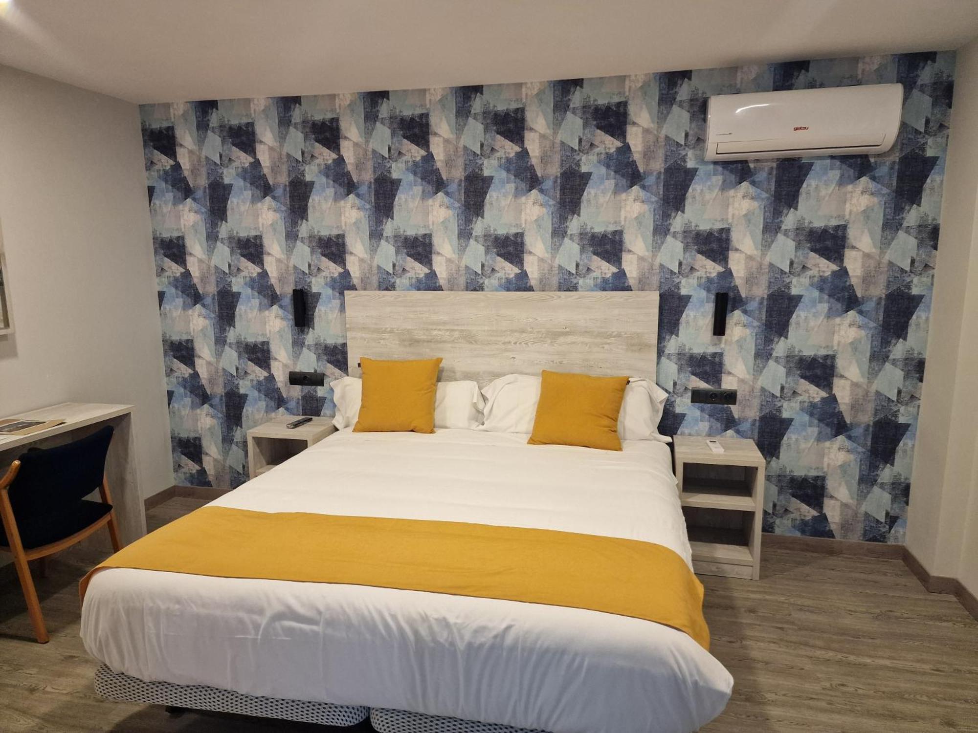 Hotel La Duquesa ピノス・ヘニル エクステリア 写真